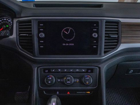 Used 2021 Volkswagen Atlas SE FWD image 4