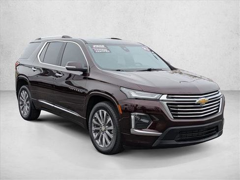Used 2023 Chevrolet Traverse Premier image 3