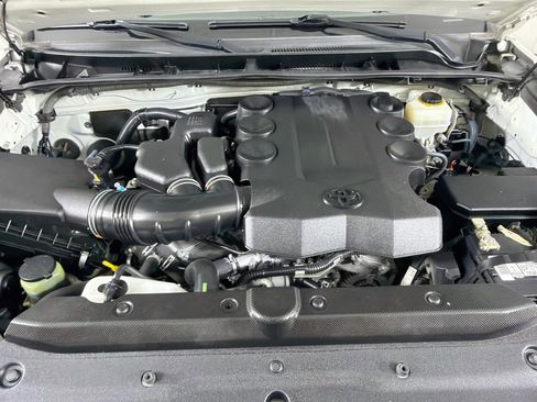Used 2014 Toyota 4Runner Limited RWD image 33