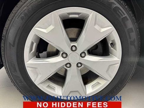 Used 2016 Subaru Forester 2.5i Premium AWD/4WD image 9