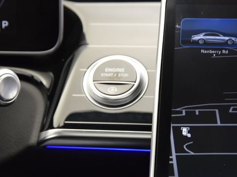 Certified 2022 Mercedes-Benz S 500 4MATIC image 32