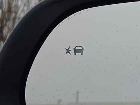 New 2026 Chevrolet Equinox LT FWD image 10