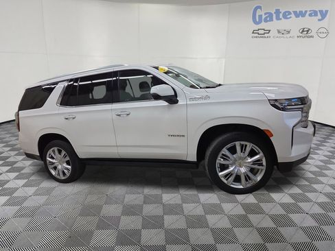 Used 2021 Chevrolet Tahoe High Country AWD/4WD image 1
