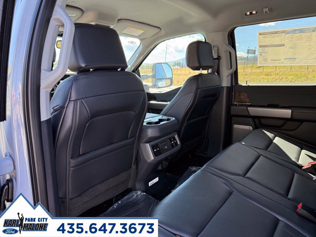 Used 2026 Ford F450 Lariat w/ FX4 Off-Road Package AWD/4WD image 29