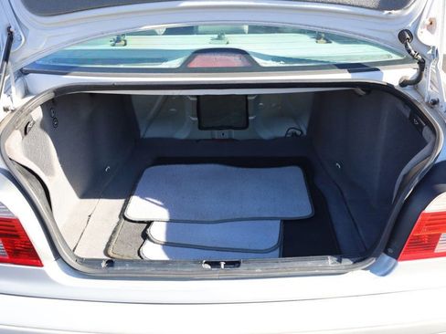 Used 2001 BMW 530i Sedan image 10