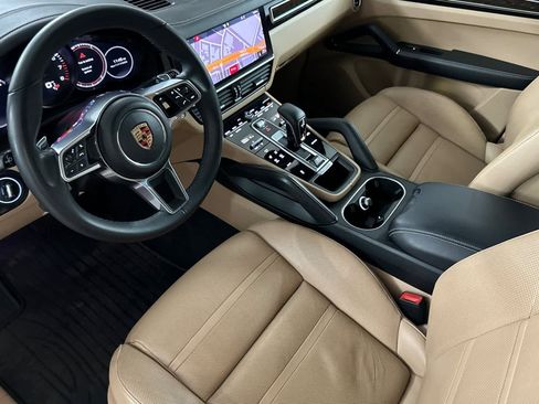 Used 2019 Porsche Cayenne image 11