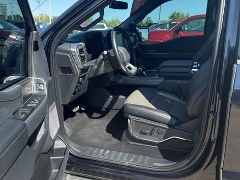 Used 2024 Ford F150 Lariat w/ FX4 Off-Road Package image 5