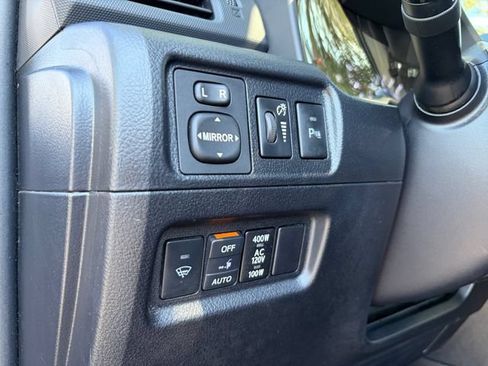 Used 2019 Toyota 4Runner Limited AWD/4WD image 31