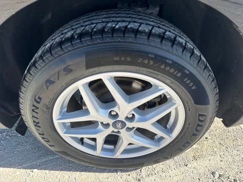 Used 2021 Ford Edge SEL FWD image 23