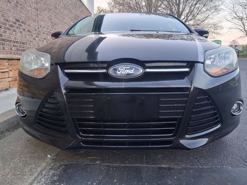 Used 2014 Ford Focus Titanium image 8