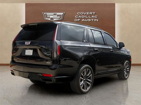 Used 2024 Cadillac Escalade Sport w/ Touring Package image 4