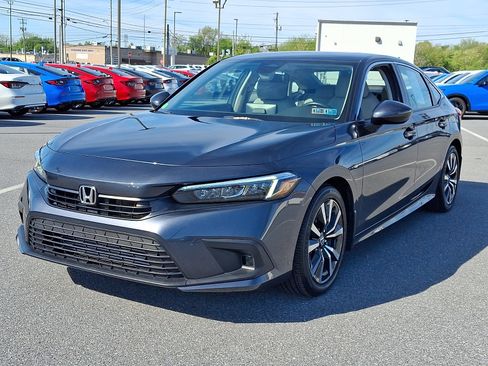 Certified 2023 Honda Civic EX image 3