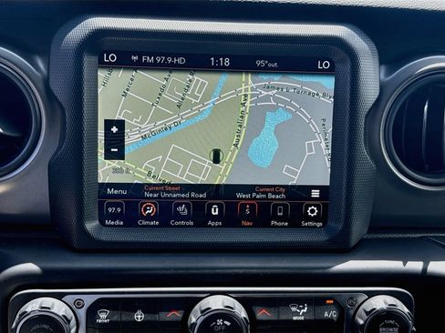 Used 2023 Jeep Wrangler Unlimited w/ Sun & Screen Package AWD/4WD image 14