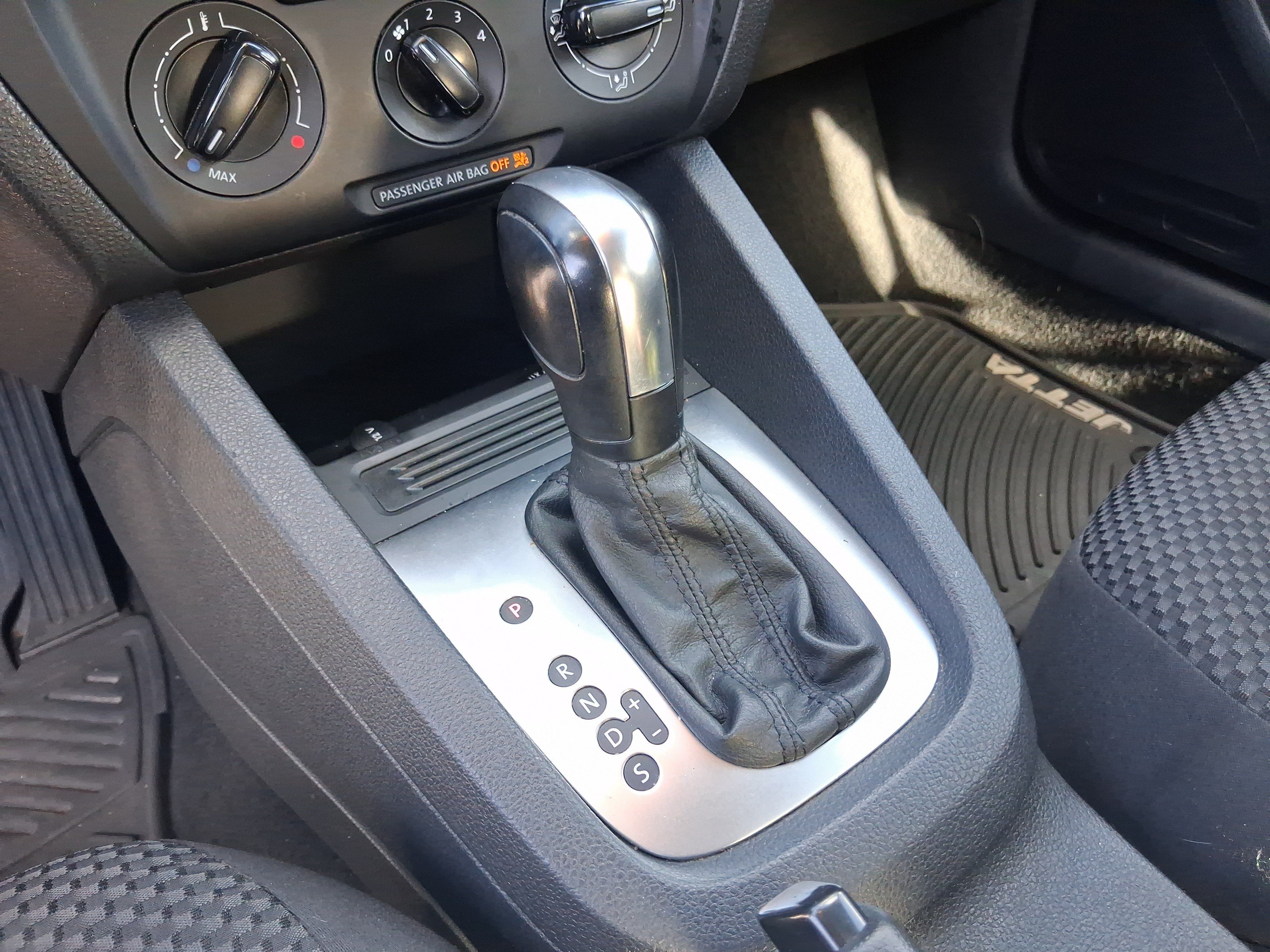 Used 2014 Volkswagen Jetta S FWD image 17