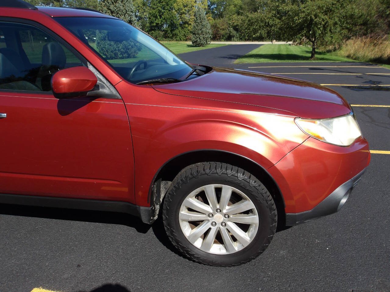 Used 2011 Subaru Forester 2.5X Limited AWD/4WD image 31