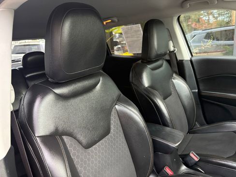 Used 2018 Jeep Compass Latitude w/ Popular Equipment Group image 25