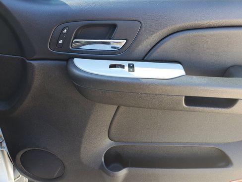 Used 2008 Chevrolet Tahoe LTZ w/ LTZ Preferred Equipment Group image 33