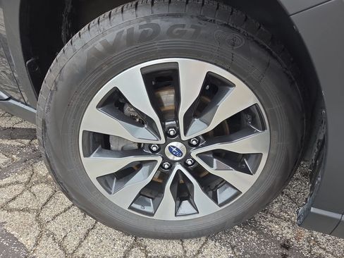 Certified 2024 Subaru Outback Limited AWD/4WD image 12