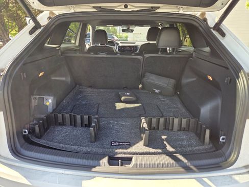 Used 2023 Volkswagen Atlas Cross Sport SE image 26