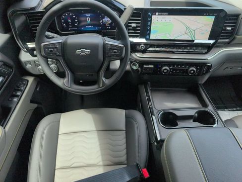 New 2026 Chevrolet Silverado 2500 ZR2 w/ LPO, Dark Essentials Package AWD/4WD image 28