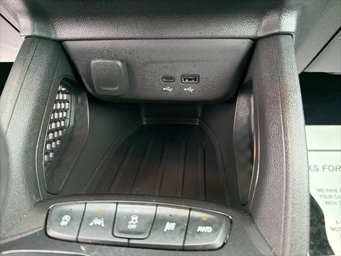 Used 2024 Chevrolet TrailBlazer LT image 24