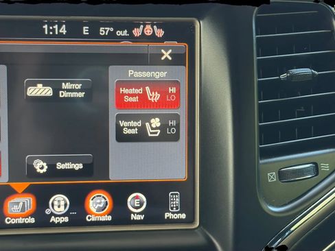 Used 2015 Jeep Grand Cherokee Limited w/ Luxury Group II AWD/4WD image 25
