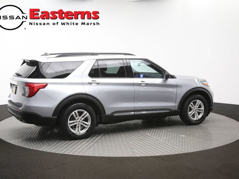 Used 2023 Ford Explorer XLT RWD image 37