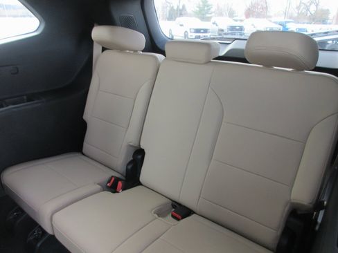 New 2026 Buick Enclave Preferred image 15