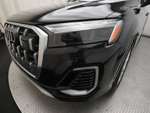 Certified 2025 Audi Q7 3.0T Premium Plus AWD/4WD image 25