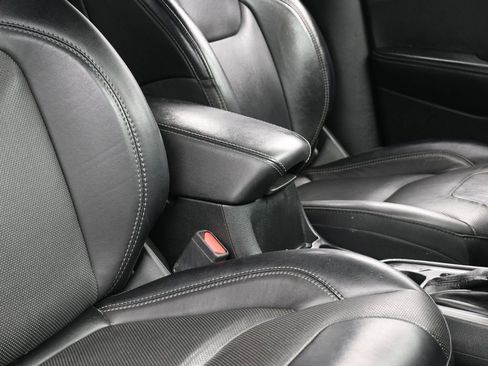 Used 2022 Jeep Cherokee Latitude Lux image 45