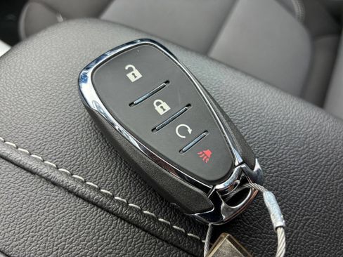 Used 2026 Chevrolet Blazer LT FWD image 25