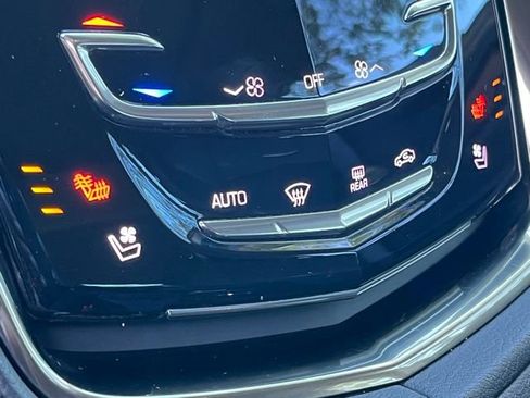 Used 2018 Cadillac CTS Luxury image 35