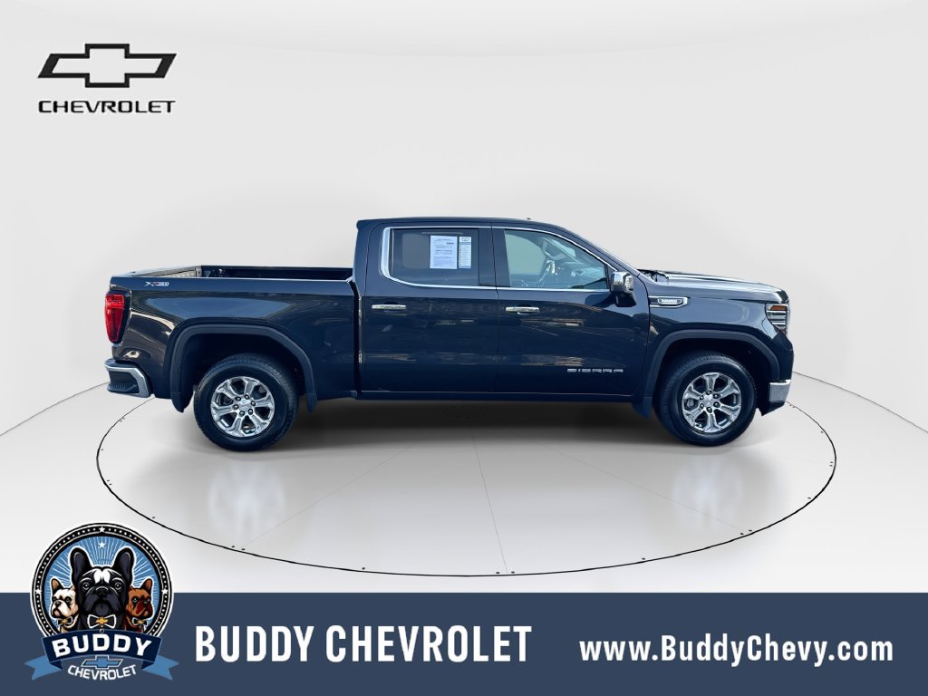Used 2023 GMC Sierra 1500 SLT w/ X31 Off-Road Package AWD/4WD image 9