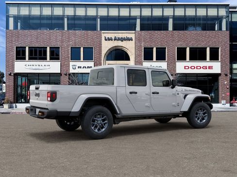 New 2026 Jeep Gladiator Sport AWD/4WD image 4