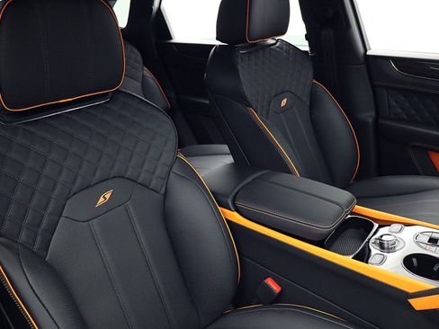 New 2025 Bentley Bentayga image 36