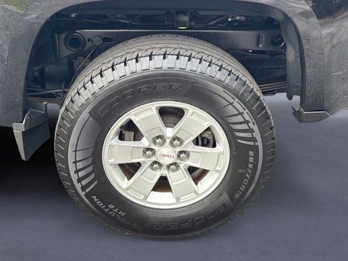 Used 2015 GMC Canyon 2WD Crew Cab w/ Convenience Package image 13