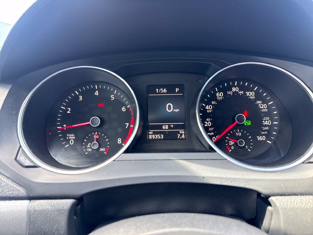 Used 2017 Volkswagen Jetta SE FWD image 19