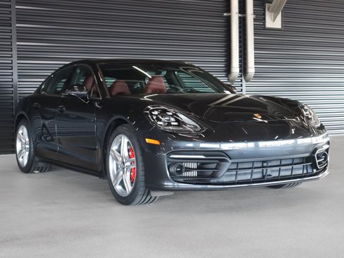 Used 2023 Porsche Panamera 4S AWD/4WD image 7
