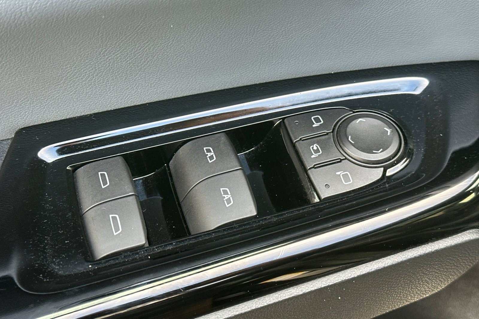 Certified 2024 Honda Prologue Elite image 13