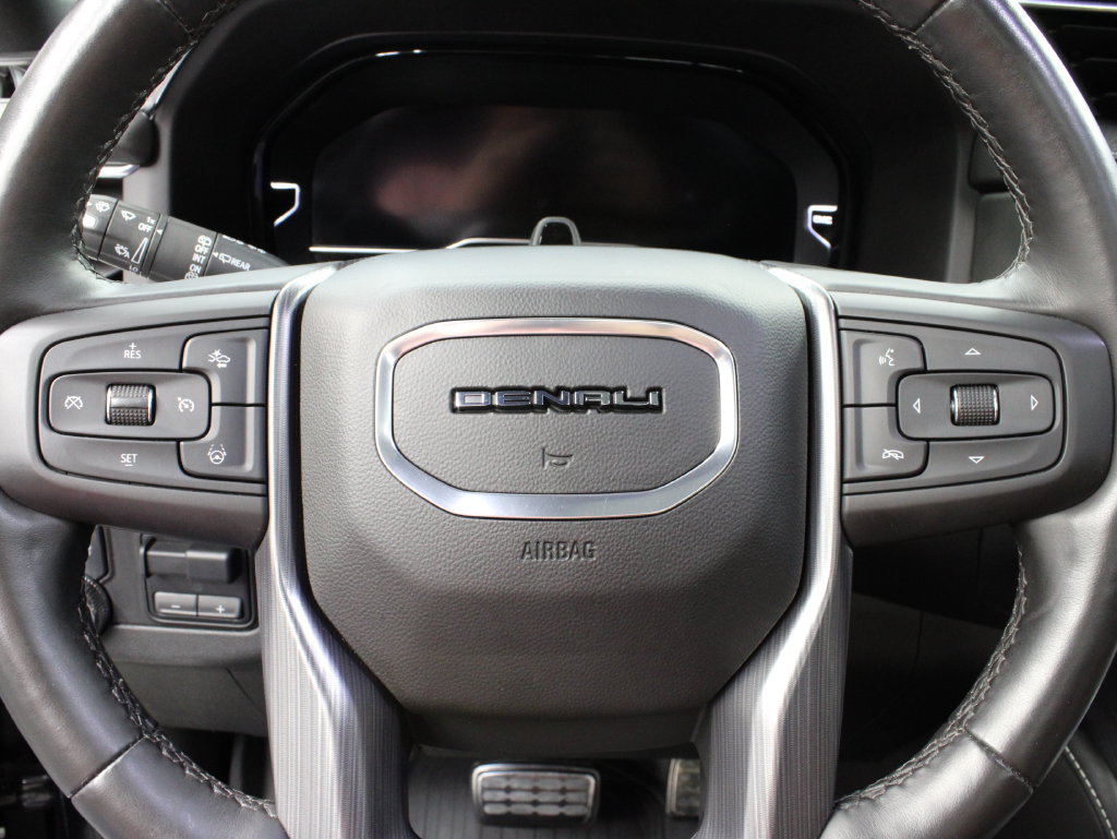 Used 2023 GMC Yukon Denali Ultimate AWD/4WD image 63