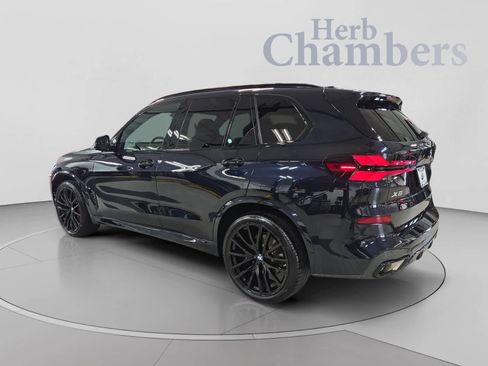 Used 2026 BMW X5 xDrive40i w/ M Sport Package AWD/4WD image 3