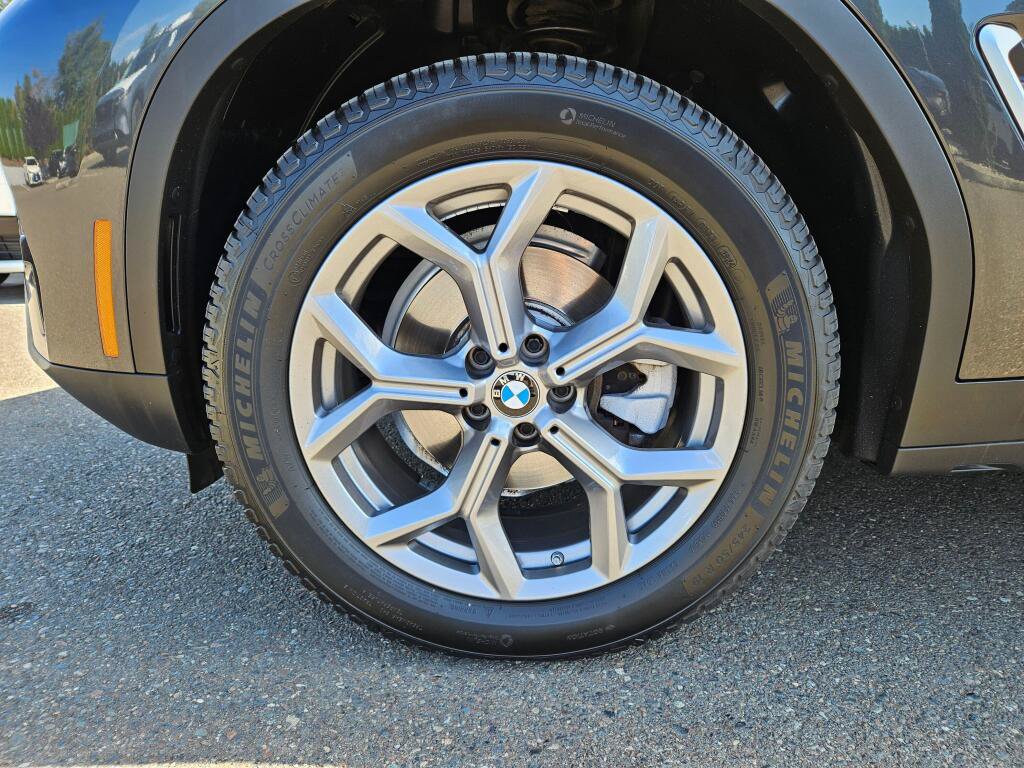 Used 2023 BMW X3 xDrive30i w/ Convenience Package AWD/4WD image 8