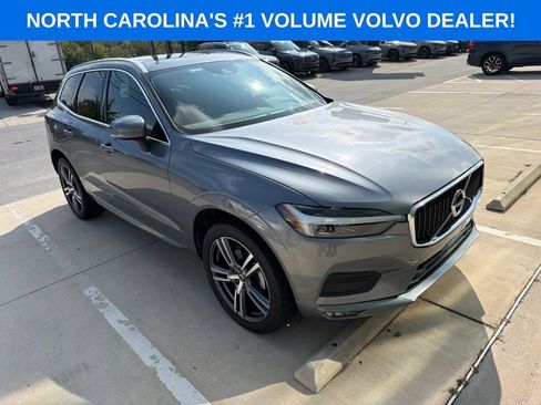 Used 2021 Volvo XC60 T5 Momentum w/ Premium Package AWD/4WD image 1