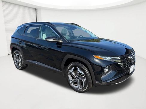 Certified 2024 Hyundai Tucson Limited AWD/4WD image 3