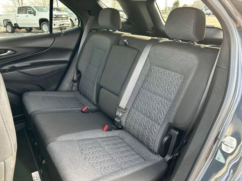 Used 2023 Chevrolet Equinox LT image 20