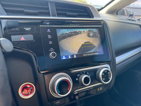 Used 2018 Honda Fit EX image 33