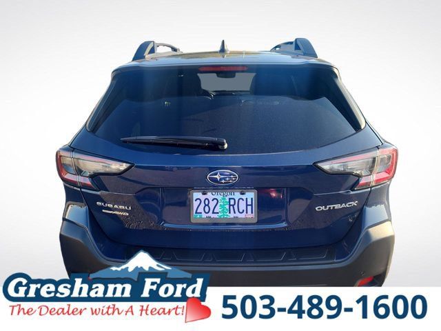 Used 2023 Subaru Outback Limited AWD/4WD image 5