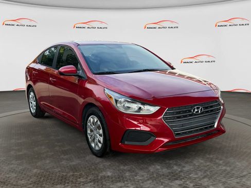 Used 2019 Hyundai Accent SE w/ Cargo Package FWD image 5