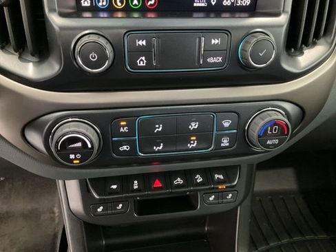 Used 2022 Chevrolet Colorado Z71 image 15