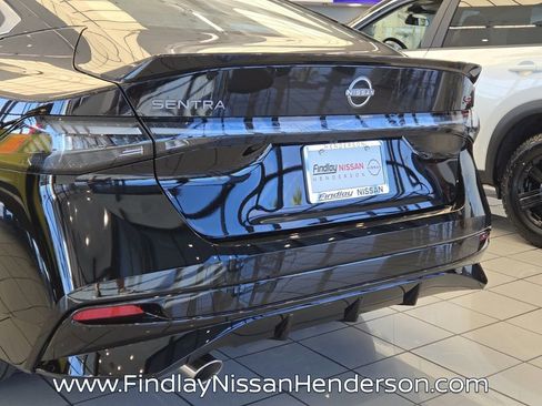 New 2026 Nissan Sentra SR w/ Floor Mat Package FWD image 3